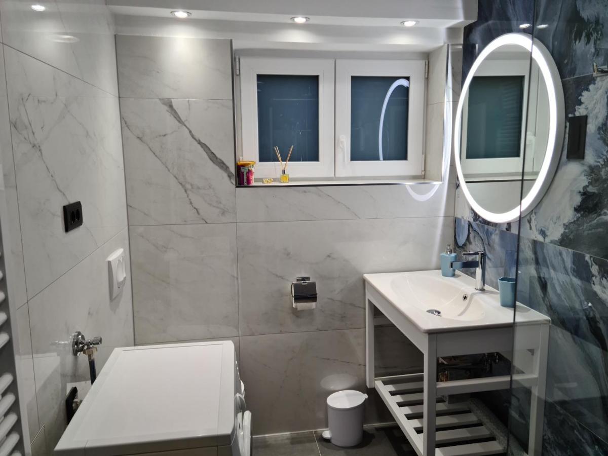 Villa Rosa With Yard And Children'S Playground Tar-Vabriga 외부 사진